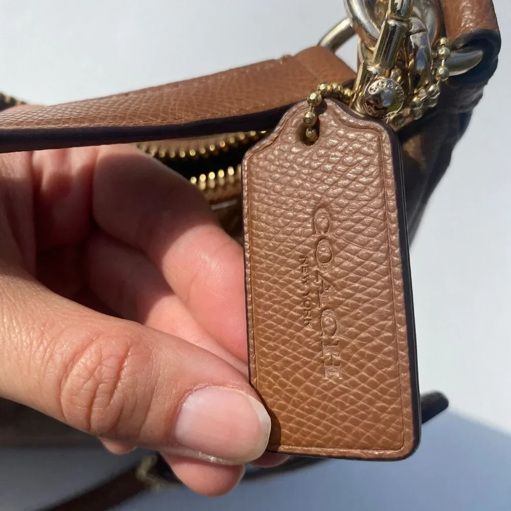 Coach Brown Signature Coated Canvas and Leather Harley Hobo - Picture 3 of 16